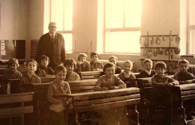 Historie Základní školy Mokré Lazce